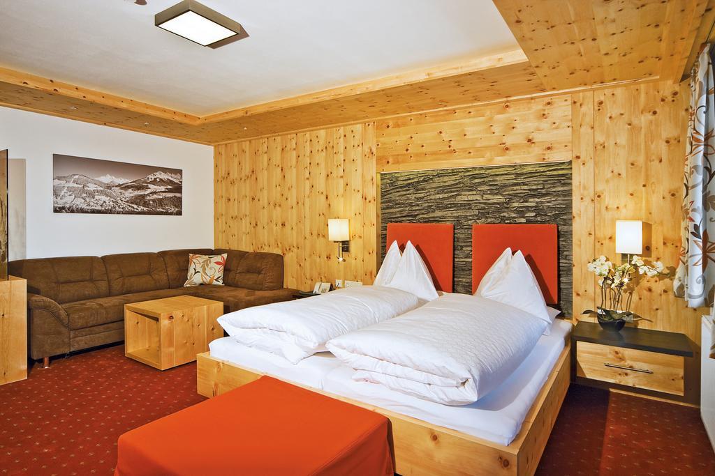 Landhotel Alpenhof Filzmoos Esterno foto