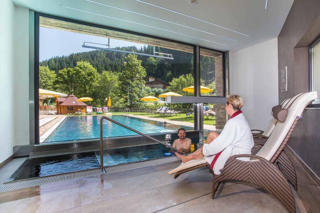 Landhotel Alpenhof Filzmoos Esterno foto